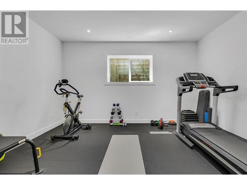 99 Forest Edge Place, Kelowna, BC - Indoor Photo Showing Gym Room