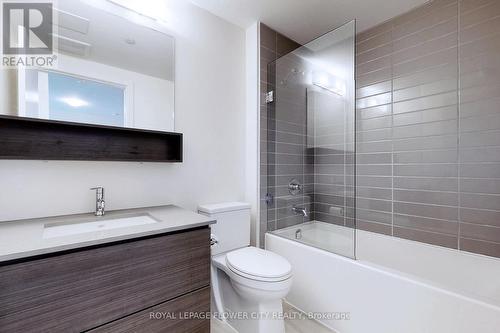 106 - 320 Plains Road, Burlington, ON - Indoor Photo Showing Bathroom