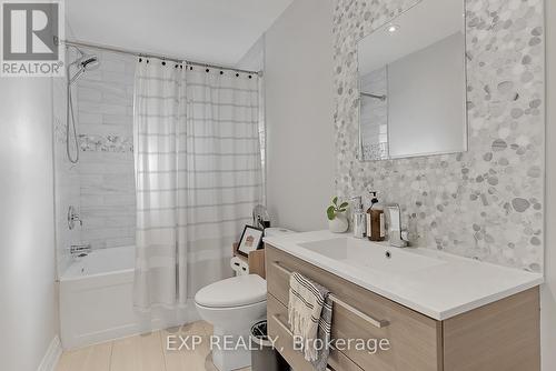 5 Jerome Street, Toronto, ON - Indoor Photo Showing Bathroom