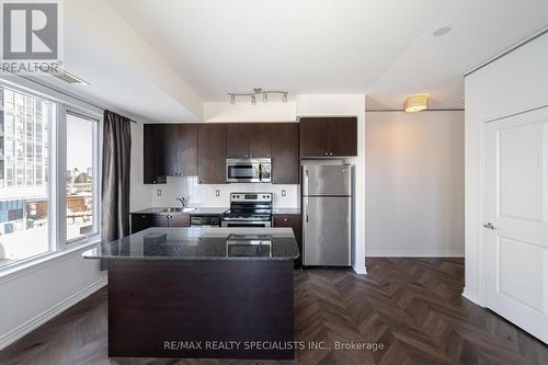 323 - 385 Prince Of Wales Drive, Mississauga, ON - Indoor Photo Showing Other Room