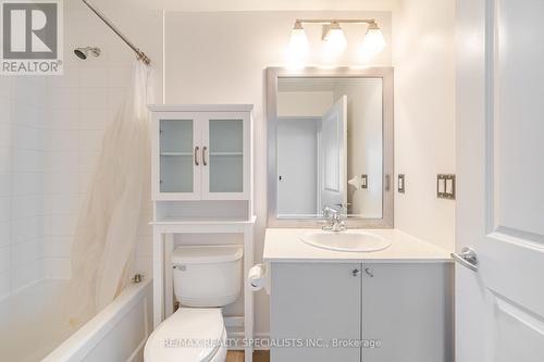 323 - 385 Prince Of Wales Drive, Mississauga, ON - Indoor Photo Showing Bathroom