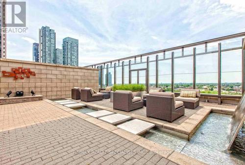 323 - 385 Prince Of Wales Drive, Mississauga, ON - Outdoor With Exterior
