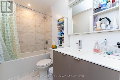 2706 - 4065 Confederation Parkway, Mississauga, ON - Indoor Photo Showing Bathroom