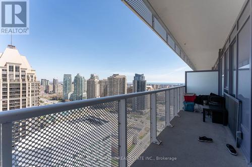 2706 - 4065 Confederation Parkway, Mississauga, ON - Outdoor With View With Exterior