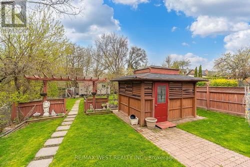579 Rustic Road, Toronto, ON - Outdoor With Backyard