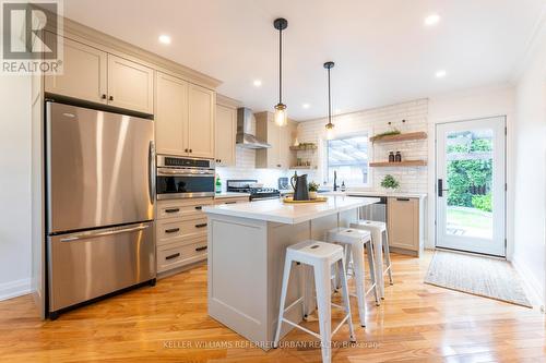 233 Renforth Drive, Toronto, ON - Indoor Photo Showing Kitchen