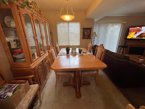 3317 Laurel Crescent, Trail, BC - Indoor Photo Showing Dining Room