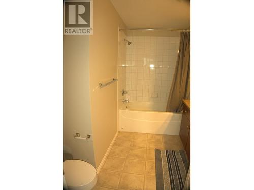 1875 Country Club Drive Unit# 1316, Kelowna, BC - Indoor Photo Showing Bathroom