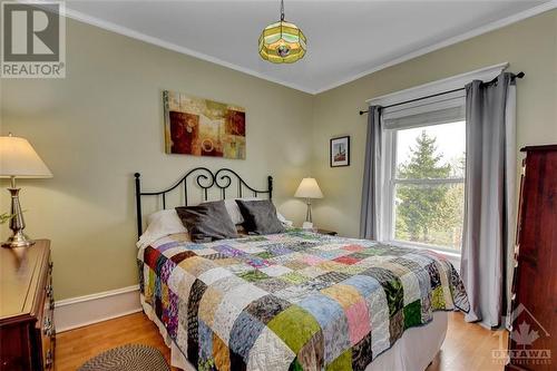 35 Ogden Avenue, Smiths Falls, ON - Indoor Photo Showing Bedroom