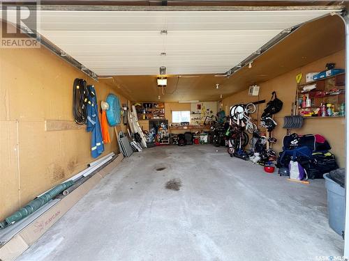 1319 Lynd Crescent, Estevan, SK - Indoor Photo Showing Garage