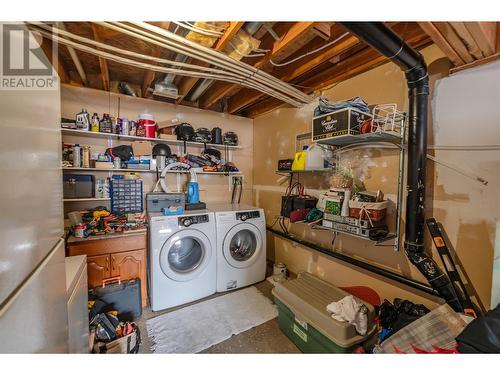 1458 Penticton Avenue Unit# 183, Penticton, BC - Indoor Photo Showing Laundry Room