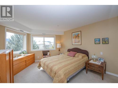 3301 Centennial Drive Unit# 406, Vernon, BC - Indoor Photo Showing Bedroom