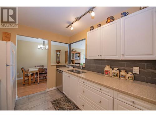 3301 Centennial Drive Unit# 406, Vernon, BC - Indoor Photo Showing Kitchen With Double Sink