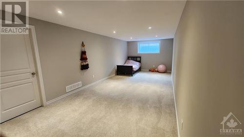 470 Markdale Terrace, Ottawa, ON - Indoor Photo Showing Other Room