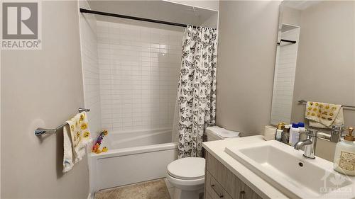 470 Markdale Terrace, Ottawa, ON - Indoor Photo Showing Bathroom