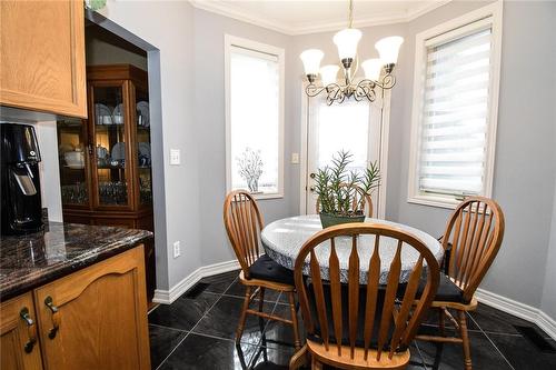 5 Greentrail Drive, Mount Hope, ON - Indoor Photo Showing Dining Room