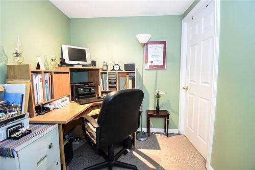5 Greentrail Drive, Mount Hope, ON - Indoor Photo Showing Office