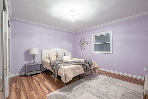296 Rose Avenue, Fort Erie, ON - Indoor Photo Showing Bedroom