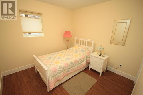 6806 Cabernet Place, Oliver, BC - Indoor Photo Showing Bedroom