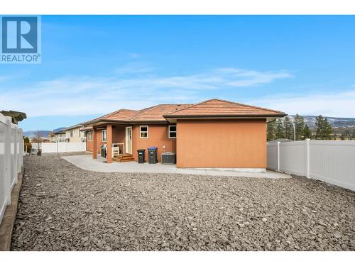 6806 Cabernet Place, Oliver, BC - Outdoor
