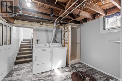 344 15Th Street W, Prince Albert, SK - Indoor Photo Showing Laundry Room