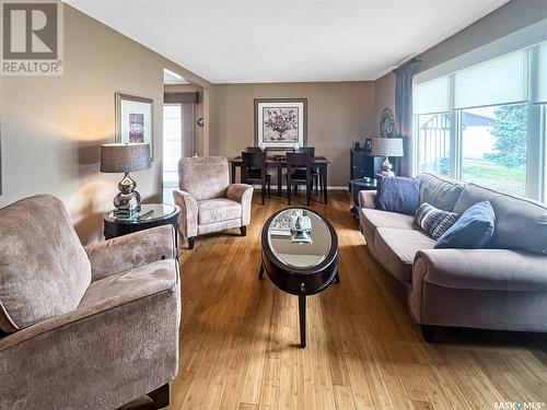 1536 Sibbald Crescent, Prince Albert, SK - Indoor Photo Showing Living Room