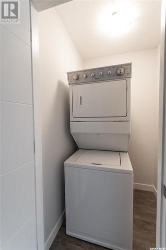 2217 Wascana Street, Regina, SK - Indoor Photo Showing Laundry Room