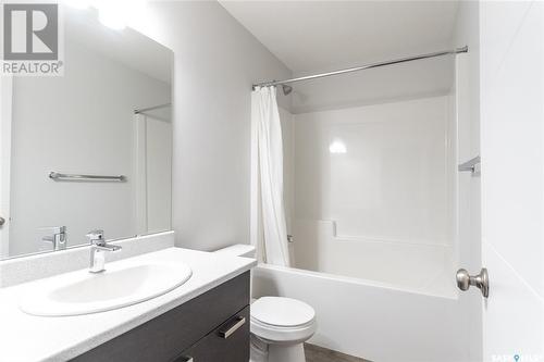 2217 Wascana Street, Regina, SK - Indoor Photo Showing Bathroom
