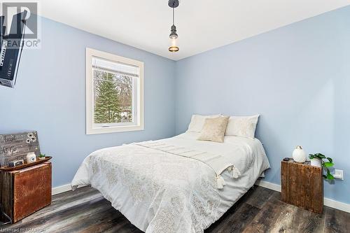 434 D Line, Sauble Beach, ON - Indoor Photo Showing Bedroom