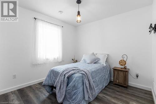434 D Line, Sauble Beach, ON - Indoor Photo Showing Bedroom
