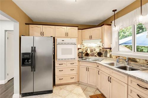 450 Bunting Road, St. Catharines, ON - Indoor Photo Showing Kitchen With Double Sink