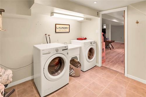 450 Bunting Road, St. Catharines, ON - Indoor Photo Showing Laundry Room