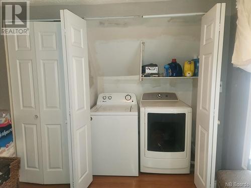 198 Principale Road, Sainte-Anne-De-Madawaska, NB - Indoor Photo Showing Laundry Room