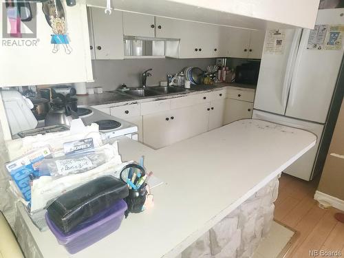 198 Principale Road, Sainte-Anne-De-Madawaska, NB - Indoor Photo Showing Kitchen With Double Sink