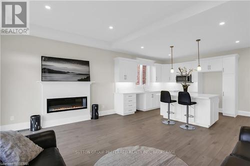 250 Leitch Street, Dutton/Dunwich, ON - Indoor With Fireplace