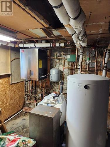 Newer Boiler System - 1060 4Th Avenue E, Owen Sound, ON - Indoor Photo Showing Basement