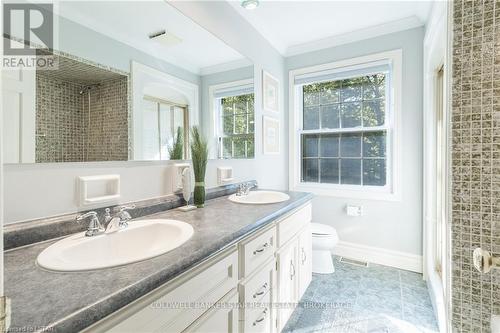 10295 Riverside Drive, Lambton Shores, ON - Indoor Photo Showing Bathroom