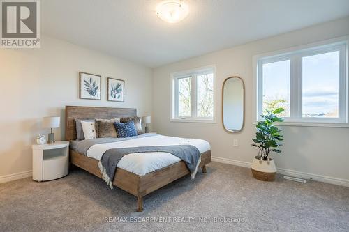 202 - 2620 Binbrook Road, Hamilton, ON - Indoor Photo Showing Bedroom