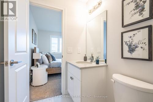 202 - 2620 Binbrook Road, Hamilton, ON - Indoor Photo Showing Bathroom