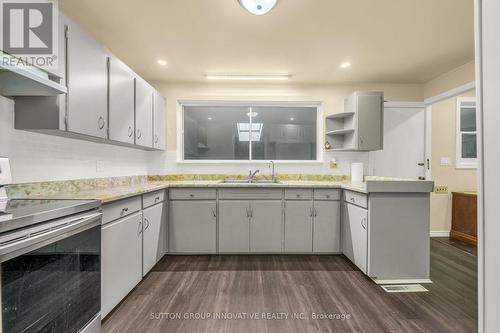 2832 Wilson Street, Hamilton, ON - Indoor Photo Showing Kitchen With Double Sink