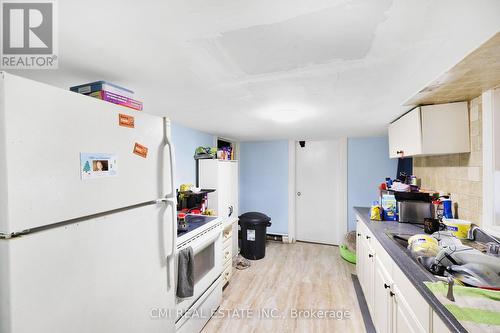 82 Marlborough Street, Brantford, ON - Indoor Photo Showing Kitchen