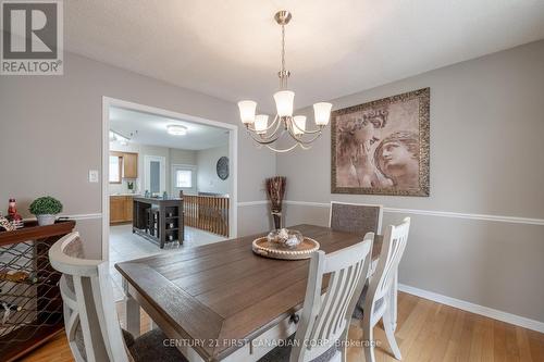 8 Portsmouth Road, London, ON - Indoor Photo Showing Dining Room