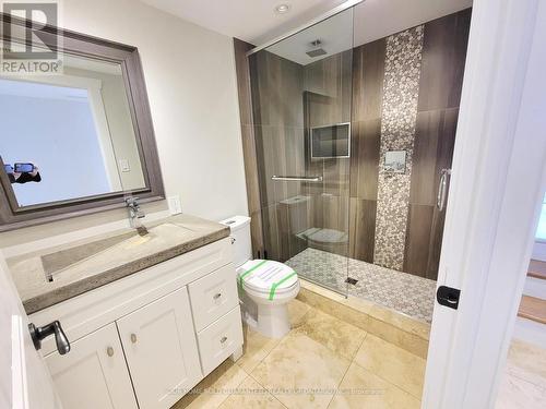 20 Ridley Street, Belleville, ON - Indoor Photo Showing Bathroom