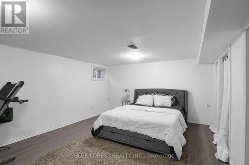 138 - 500 Osgoode Drive, London, ON - Indoor Photo Showing Bedroom