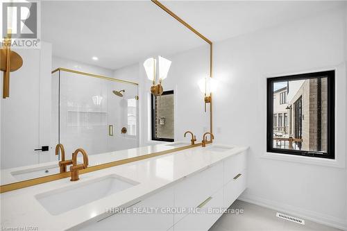 14 Aspen Circle, Thames Centre (Thorndale), ON - Indoor Photo Showing Bathroom