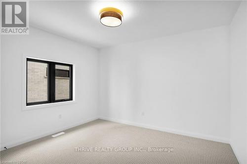 14 Aspen Circle, Thames Centre (Thorndale), ON - Indoor Photo Showing Other Room