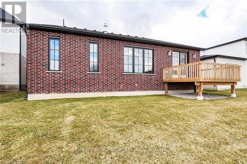 14 Aspen Circle, Thames Centre, ON - Outdoor With Deck Patio Veranda With Exterior