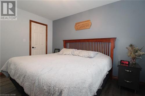 10147 Port Franks Estate Drive, Lambton Shores, ON - Indoor Photo Showing Bedroom