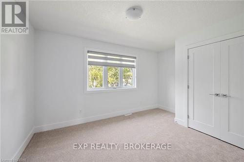 203 Eagle Street Street, North Middlesex (Parkhill), ON - Indoor Photo Showing Other Room