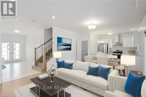 203 Eagle Street Street, North Middlesex (Parkhill), ON - Indoor Photo Showing Living Room